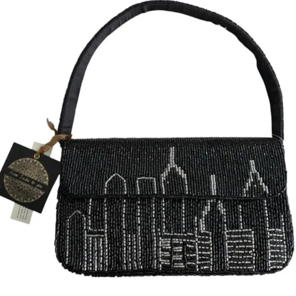 ❤️🖤Made in India, VIRAL City Skyline Beaded Bag🖤❤️NWT
